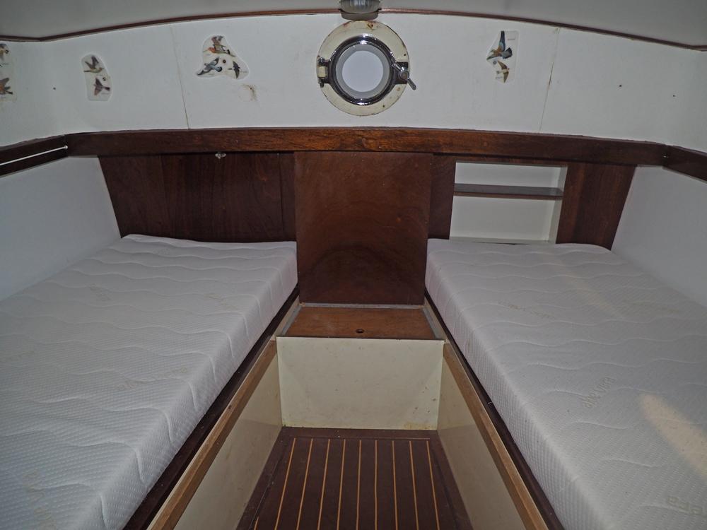 Cabine arrière, Hébergements